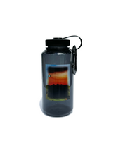 Load image into Gallery viewer, 32OZ MELLOW MOUNTAIN NALGENE - CHARCOAL
